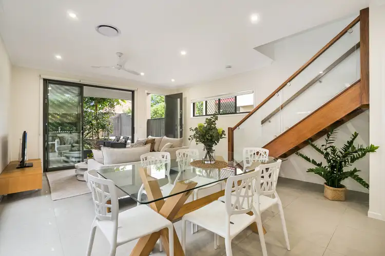 2/20 Probyn Street, Corinda QLD 4075