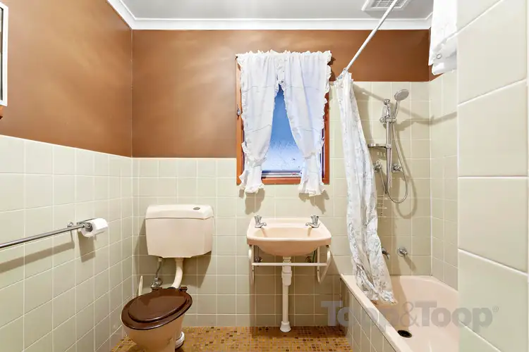 Second view of Homely house listing, 10 Dimboola Court, Craigmore SA 5114