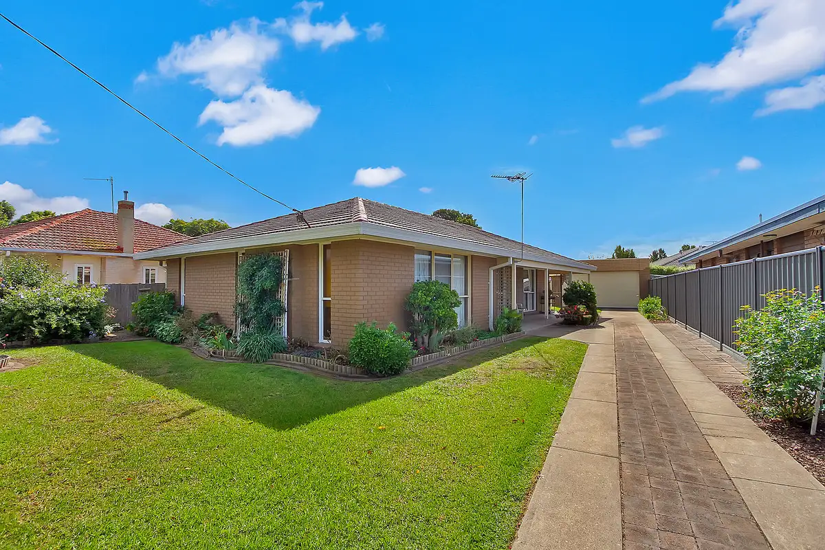 Main view of Homely house listing, 19 Valentine Crescent, Sale VIC 3850