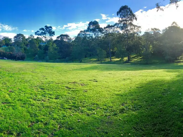 8A Murphys Creek Road, Blue Mountain Heights QLD 4350