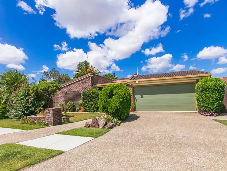 8 Chelva Street, Wishart QLD 4122