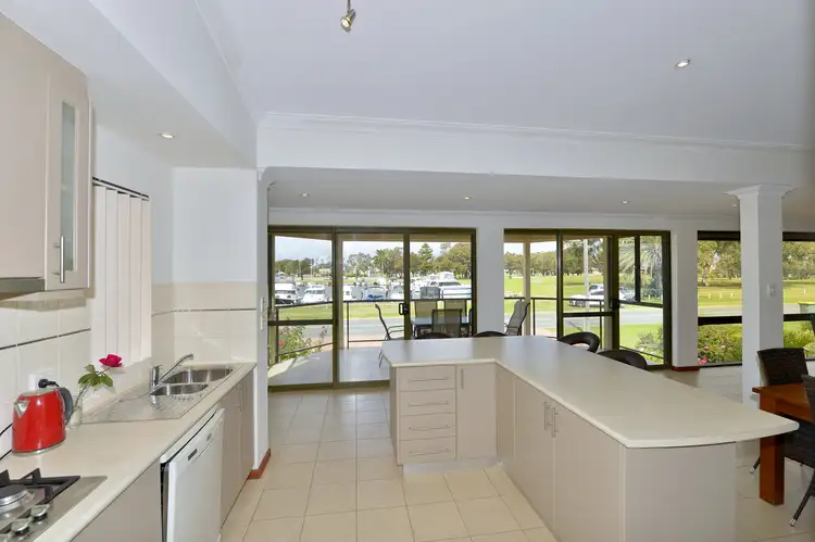 Seventh view of Homely house listing, 52 Mary Street, Halls Head WA 6210
