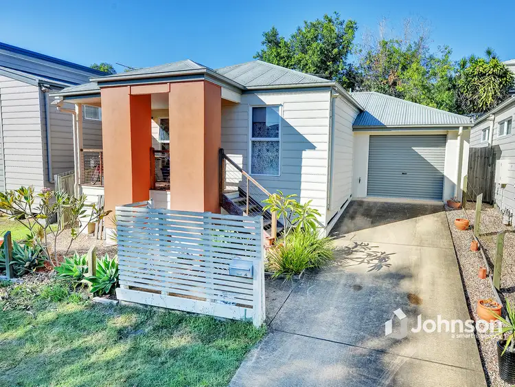 4 Mist Lane, Springfield Lakes QLD 4300
