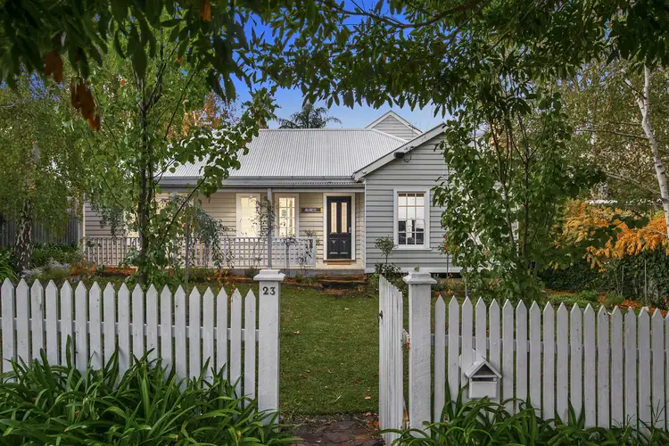 23 Fleetwood Crescent, Frankston South VIC 3199