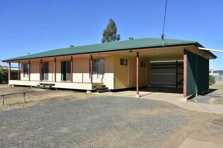 25 Yaralla Road, Dalby QLD 4405