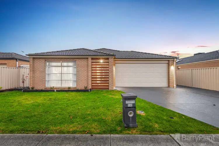 15 Pomegranate Way, Pakenham VIC 3810