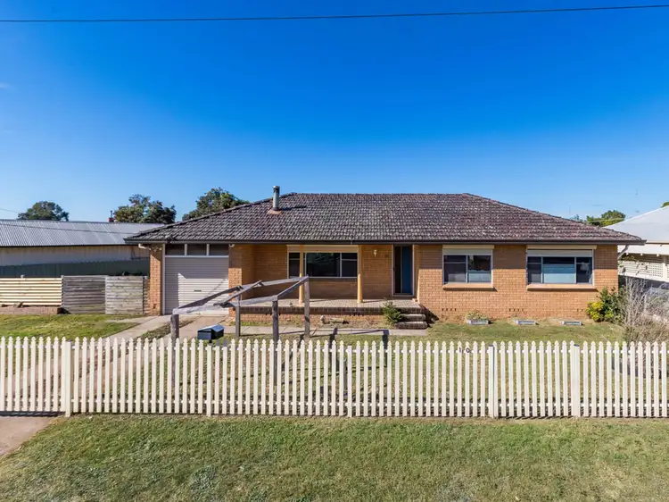 10 Alexander Street, Cessnock NSW 2325