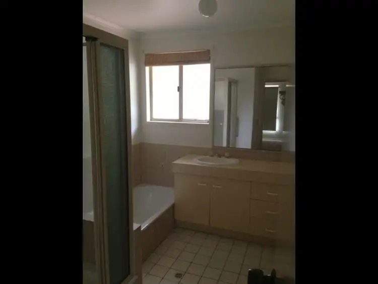Fourth view of Homely house listing, 10 Iluka Place, Avenell Heights QLD 4670