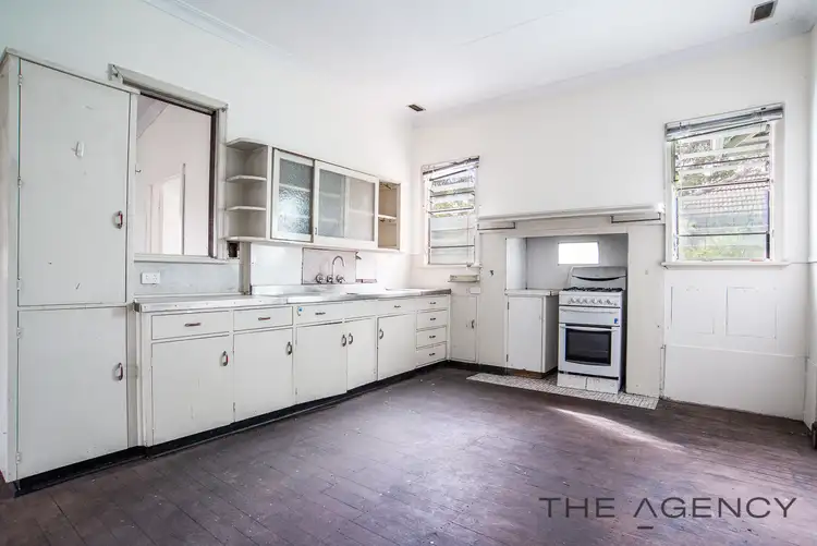 Seventh view of Homely house listing, 32 Alexandra Place, Bentley WA 6102