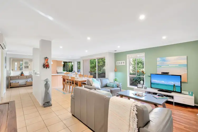 16 Kowhai Place, Nerang QLD 4211