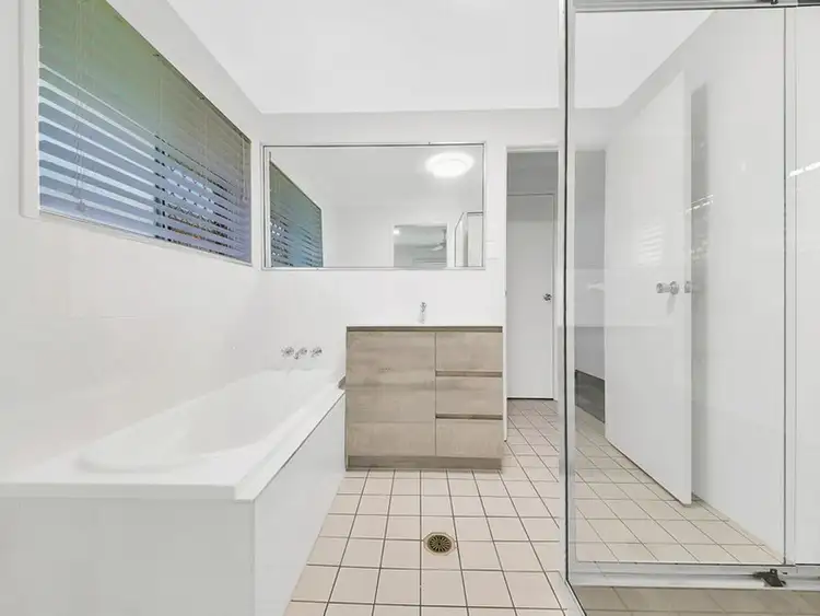 Sixth view of Homely house listing, 2 Hansen Street, Frenchville QLD 4701