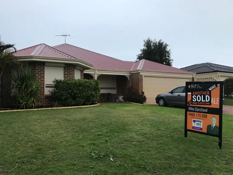 6 Witchetty Loop, Banksia Grove WA 6031