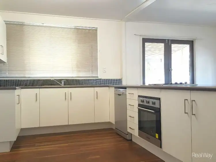 7 Water Street, Berserker QLD 4701