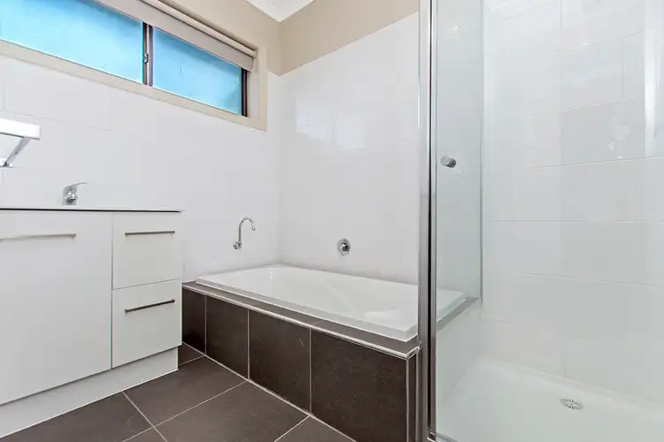 Second view of Homely house listing, 204 North Boundary Road, Hamilton VIC 3300