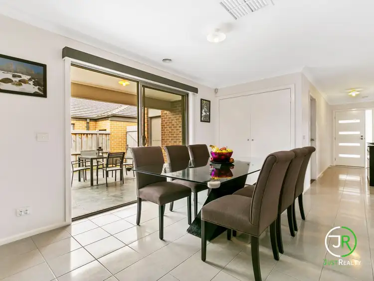 Fifth view of Homely house listing, 23 Copernicus Circuit, Cranbourne West VIC 3977