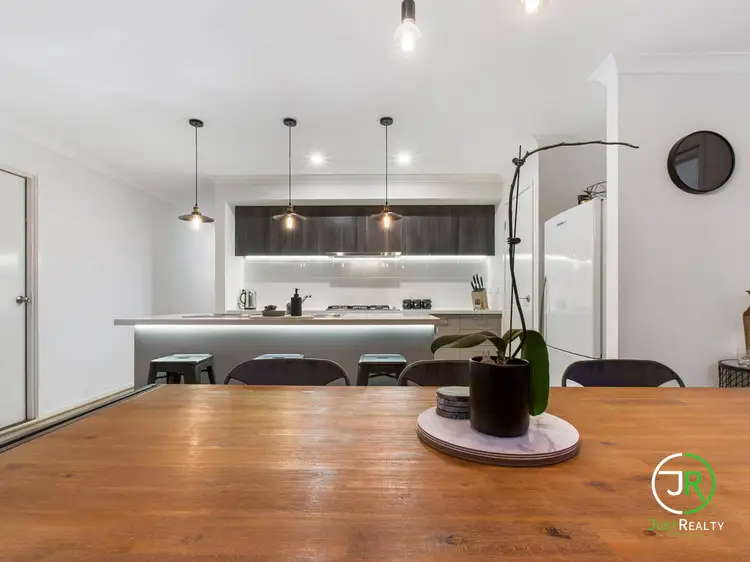 Second view of Homely house listing, 39 Avonbury Circuit, Cranbourne West VIC 3977