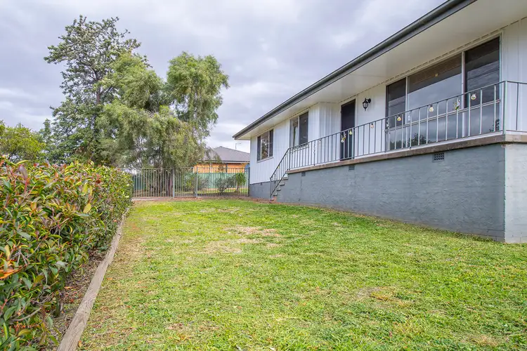 2 Bronte Crescent, Muswellbrook NSW 2333
