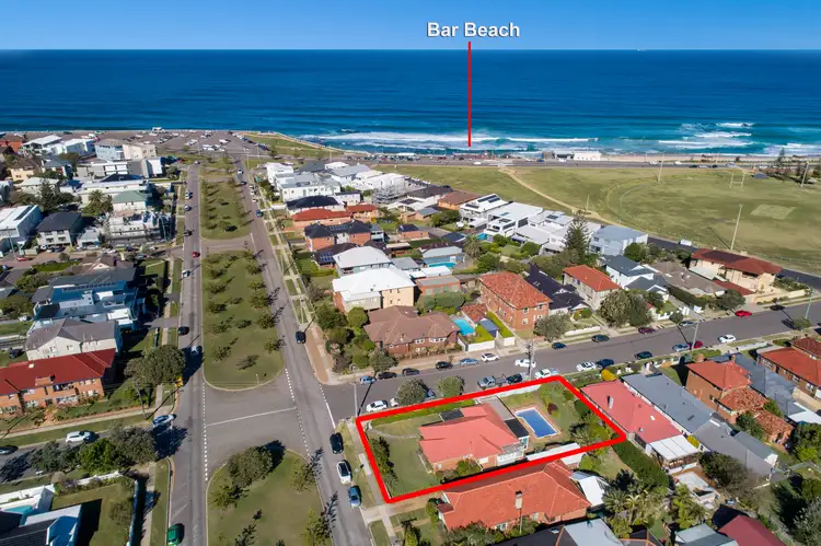 31 Parkway Avenue, Bar Beach NSW 2300