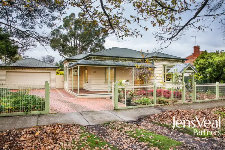 208 Clyde Street, Soldiers Hill VIC 3350