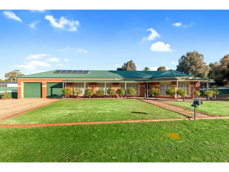 1A Emmaline Drive, Maiden Gully VIC 3551