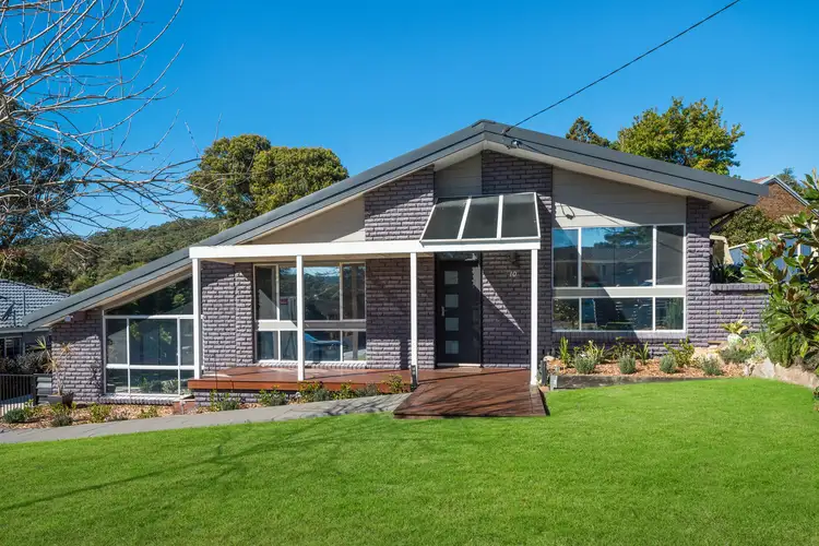 10 Craigend Street, Wyoming NSW 2250