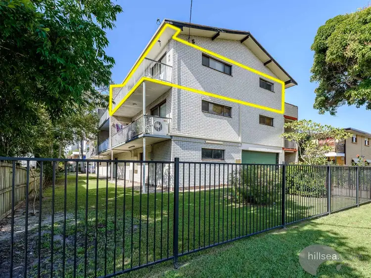 8/19 Middle Street, Labrador QLD 4215