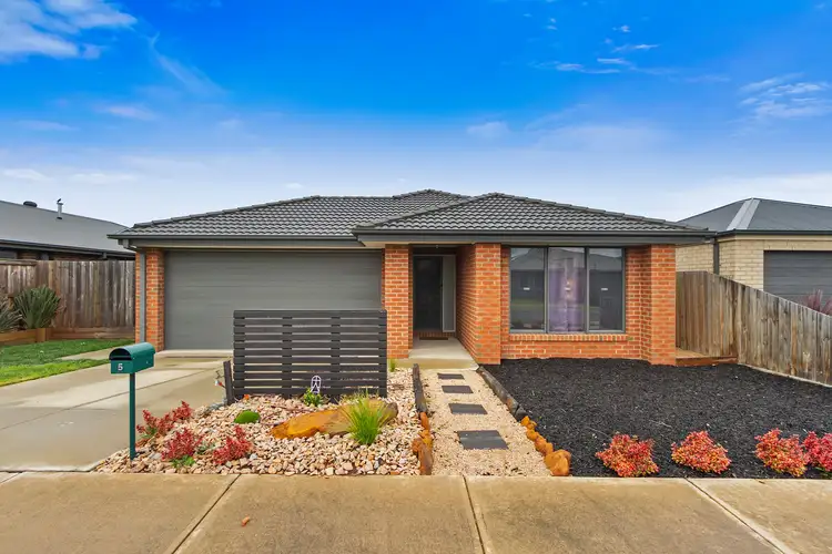 5 Billabong Avenue, Sale VIC 3850