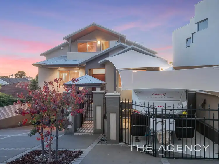 45 Delphine Avenue