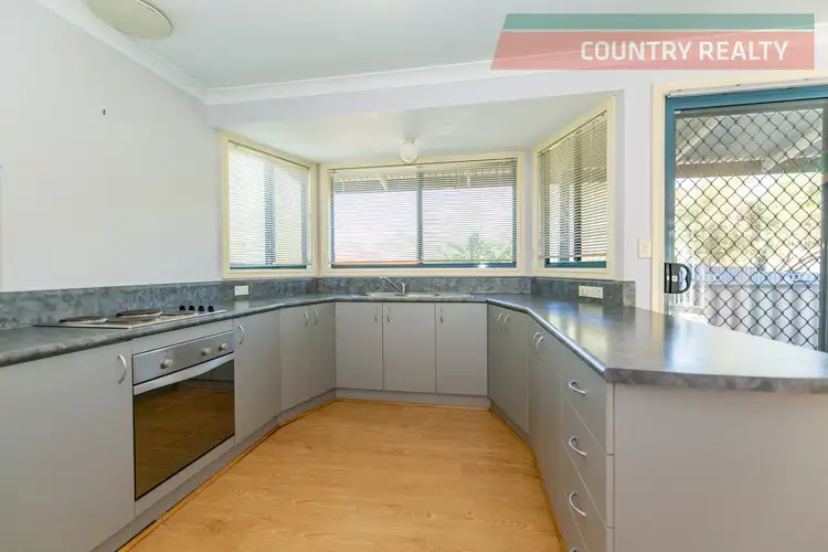 Sixth view of Homely house listing, 7 Bishop Court, Toodyay WA 6566