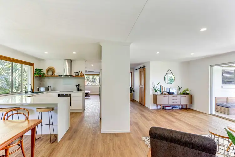 14 Matilda Crescent, Battery Hill QLD 4551