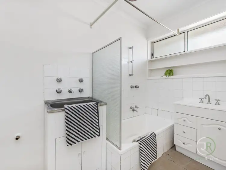 Sixth view of Homely apartment listing, 18/112 Princes Highway, Dandenong VIC 3175