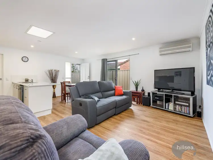 2/9 Telopea Street, Labrador QLD 4215