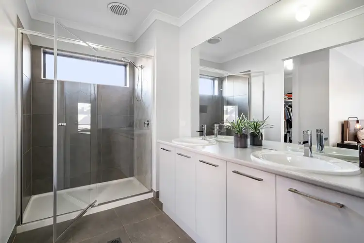 Fifth view of Homely house listing, 6 Angus Court, Thurgoona NSW 2640