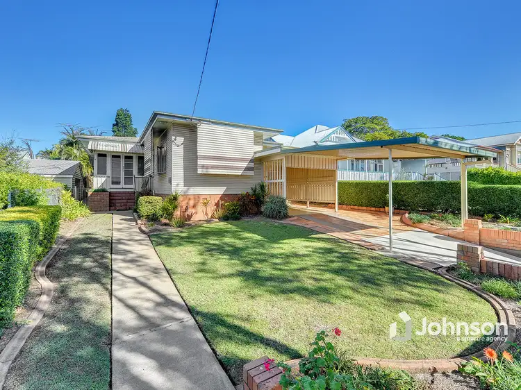 17 Glebe Road, Newtown QLD 4305