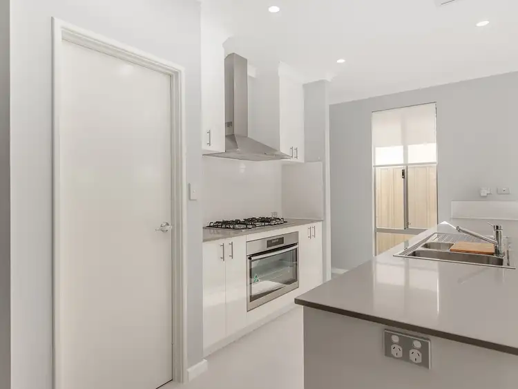 Sixth view of Homely house listing, 4 Piarri Grove, Golden Bay WA 6174