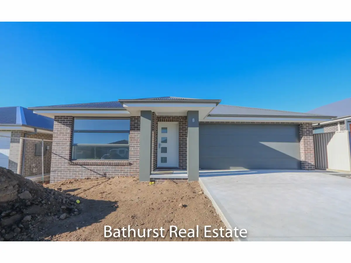 Main view of Homely house listing, 8 Basalt Way, Kelso NSW 2795