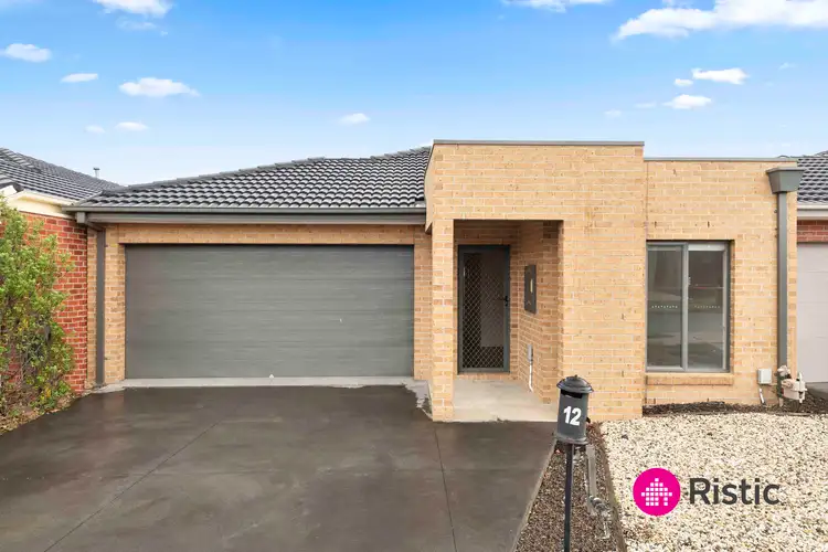12 Dolphin Drive, South Morang VIC 3752