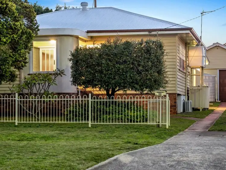 27 Lloyd Street, Harristown QLD 4350