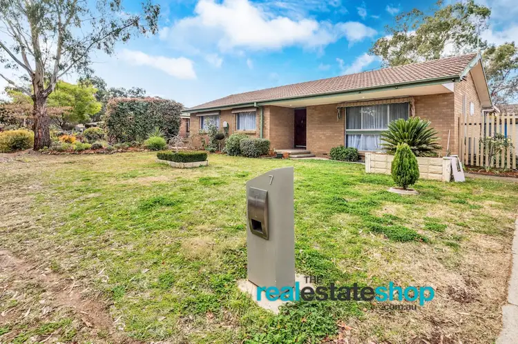 7 Ramsay Place, Wanniassa ACT 2903