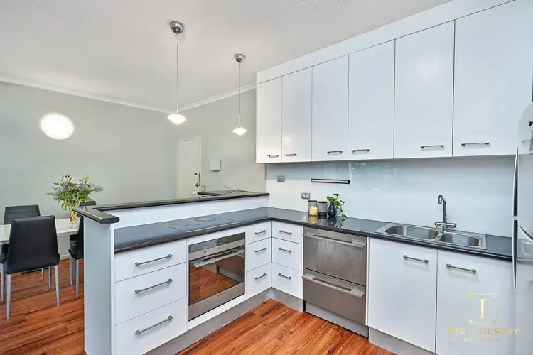 Fourth view of Homely unit listing, 32/327-329 Lake Street, Cairns North QLD 4870