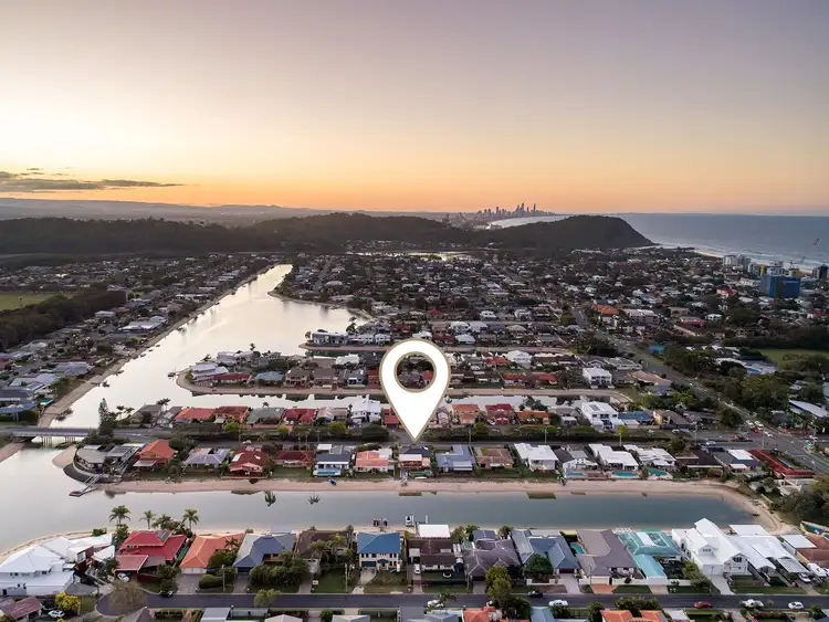 60 Nineteenth Avenue, Palm Beach QLD 4221