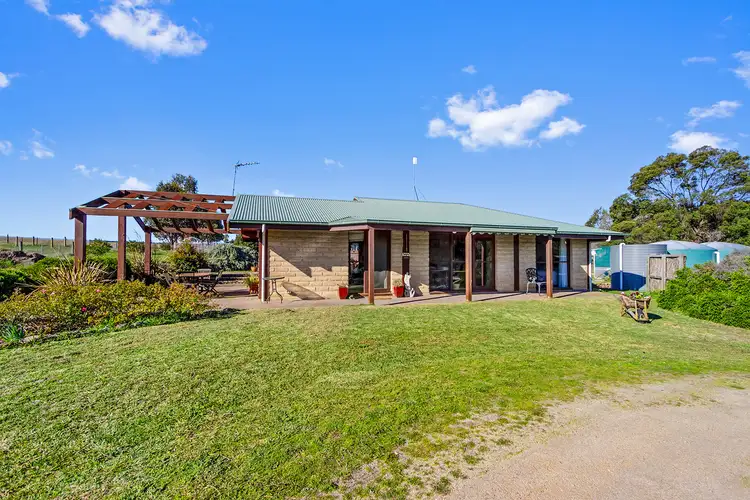 168 Briagolong Road, Stratford VIC 3862