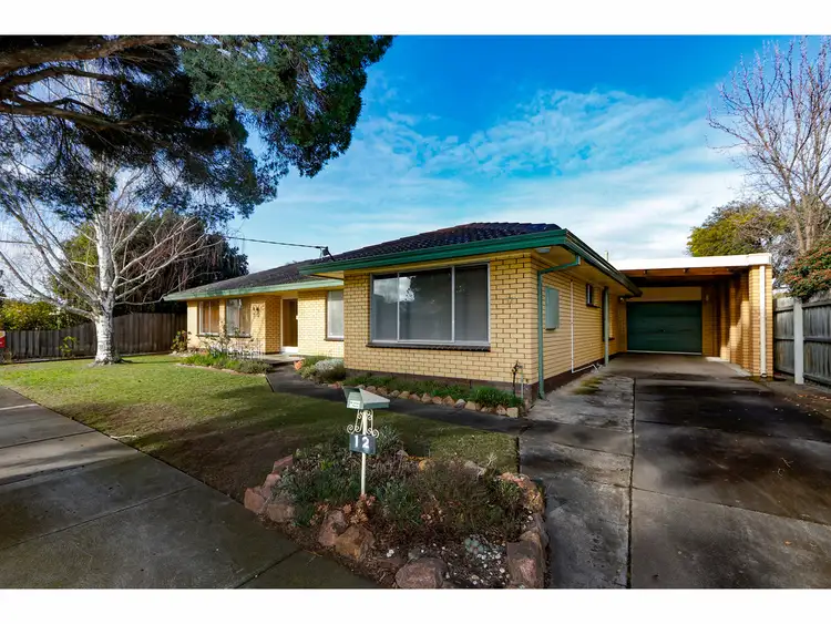 12 Joseph Street, Sale VIC 3850