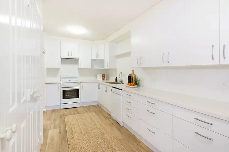 Second view of Homely apartment listing, 4/32 Bellevue Terrace, Clayfield QLD 4011