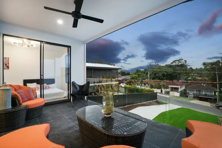 25 Argyle Street, Seventeen Mile Rocks QLD 4073