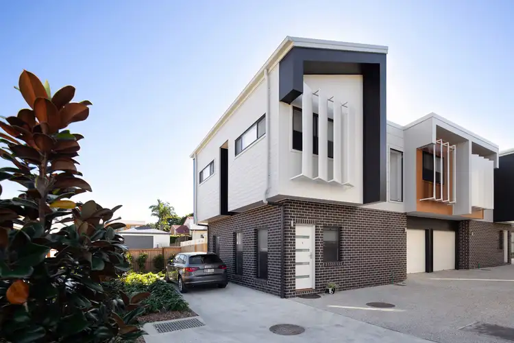 76 Graham Road