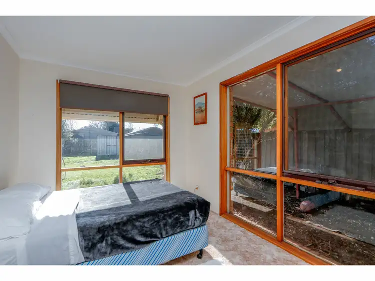 Fifth view of Homely house listing, 5 Melaleuca Court, Sale VIC 3850