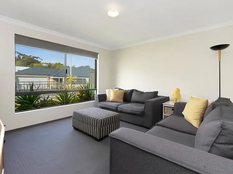 Sixth view of Homely house listing, 32 Hilliger Turn, Jane Brook WA 6056