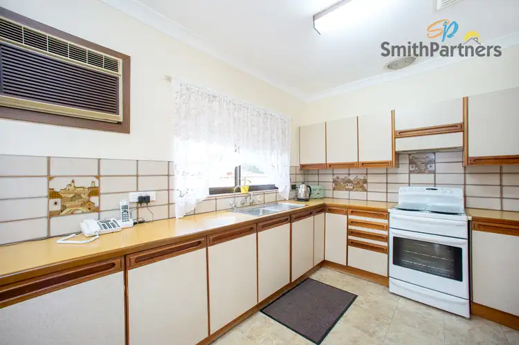 Fifth view of Homely house listing, 10 Donald Avenue, Valley View SA 5093