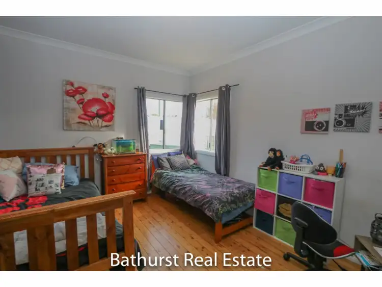 Fifth view of Homely house listing, 6 Hansard Place, West Bathurst NSW 2795
